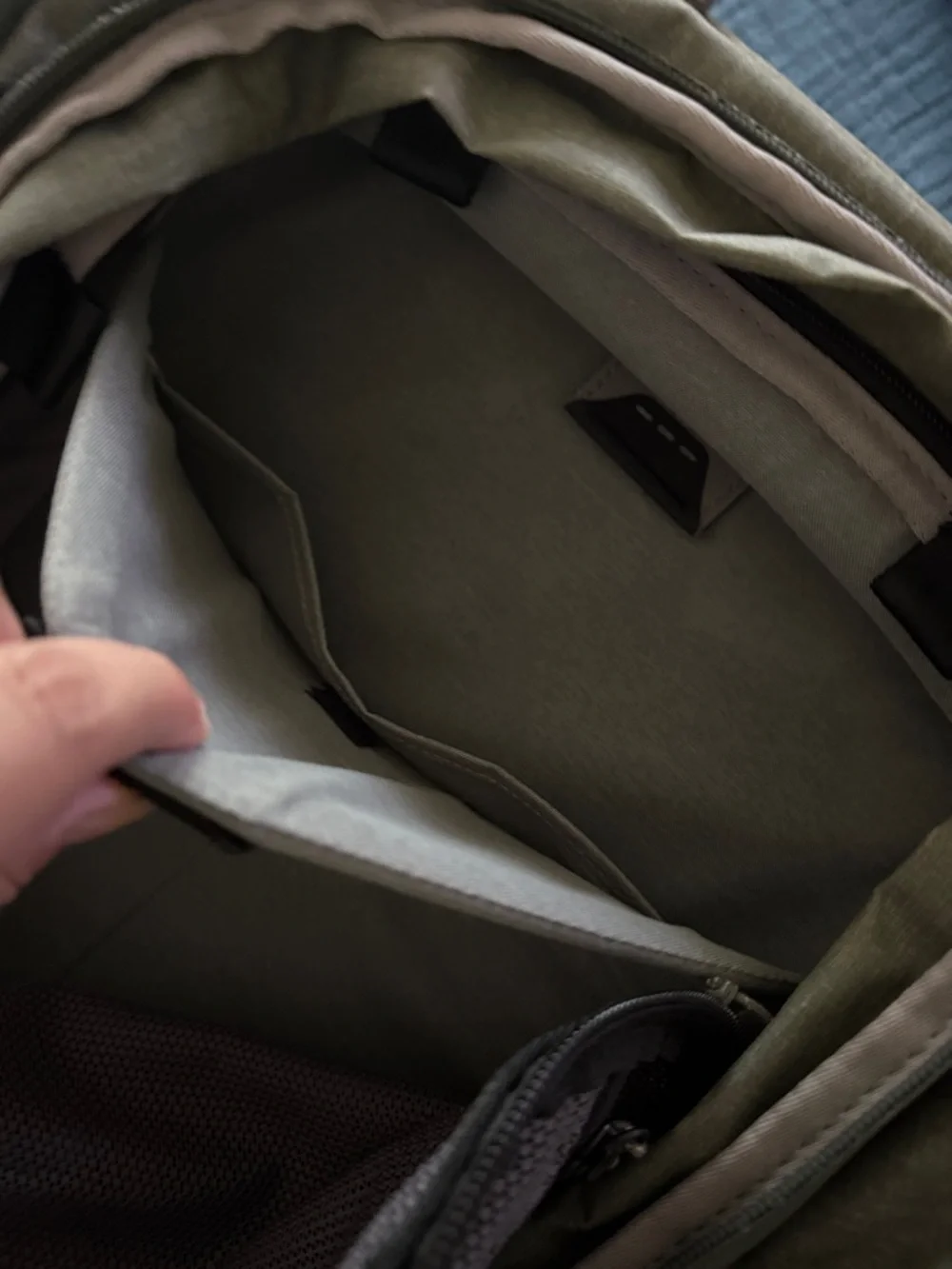 PeakDesign grey 45L Travel Backpack - Versatile pack